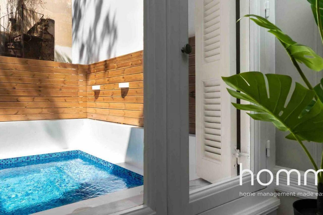 Nemeseos 1St Floor Homm Apartment With Roof Garden And Wading Pool Atény Exteriér fotografie